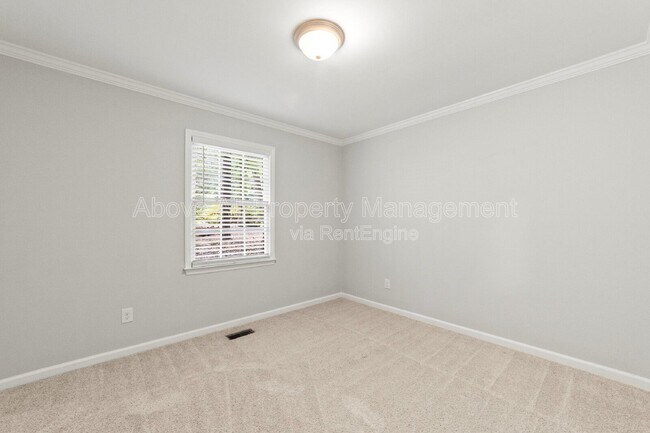 Building Photo - 3921 Bamburgh Ln