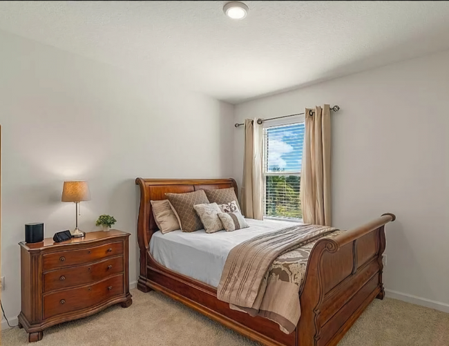 Building Photo - 7489 Tourmaline Dr