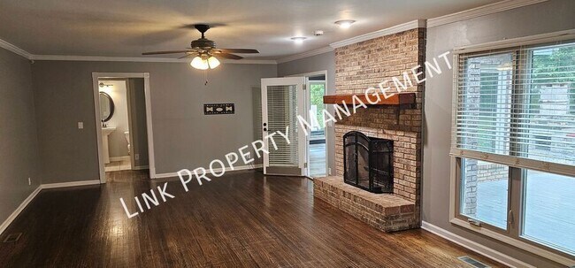 Building Photo - 7701 Elizabeth Way Dr