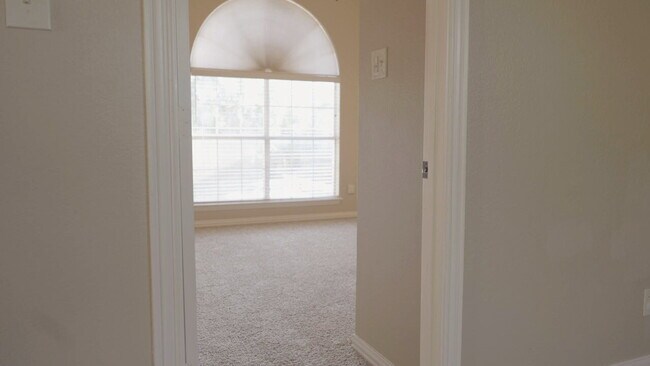 Building Photo - "Beautiful 4-Bedroom Home with Elegant Fin...