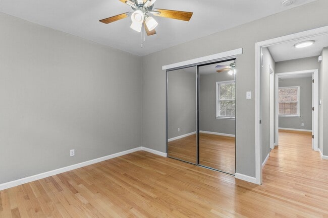 Building Photo - 8561 Gulf Dr