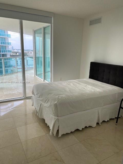 Building Photo - 200 Sunny Isles Blvd