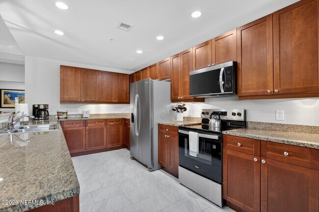 Building Photo - 955 Registry Blvd