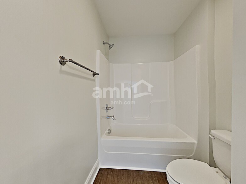 Building Photo - 5342 Tupelo St