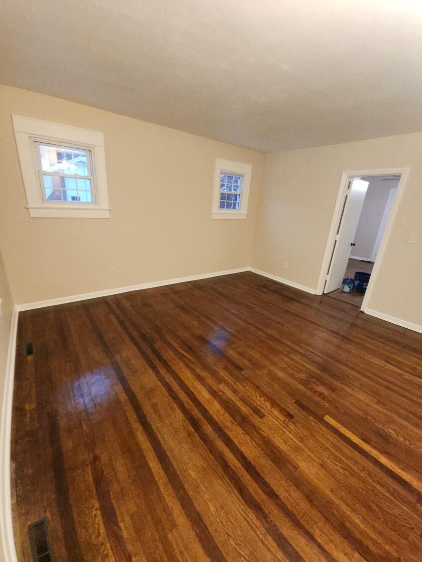 Building Photo - 1347 College Park