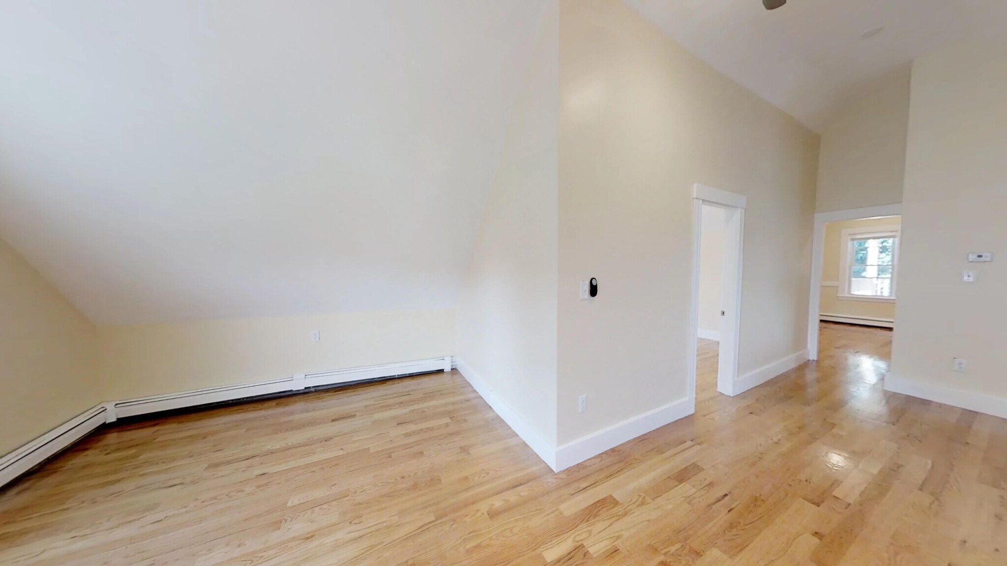 Building Photo - 17 Dow St