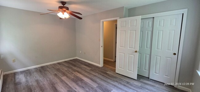 Building Photo - 3 Bedroom, 1.5 bath Condex in North Londonderry