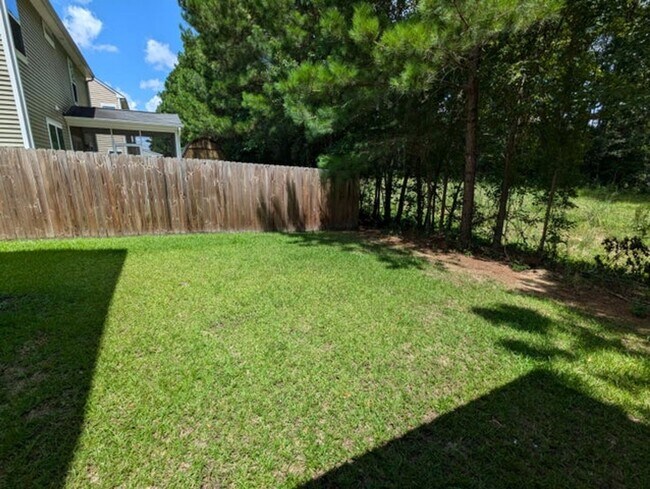 Building Photo - AVAILABLE NOW- 4BR/3.5BA IN COLONY NORTH