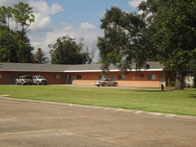 Primary Photo - Tanglewood Apartments