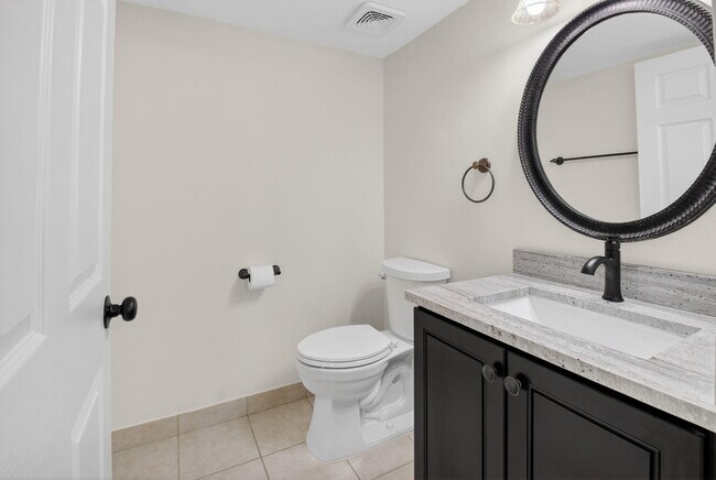 Building Photo - 4801 N Wickham Cir