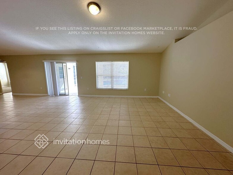 Building Photo - 751 W Gaucho Cir