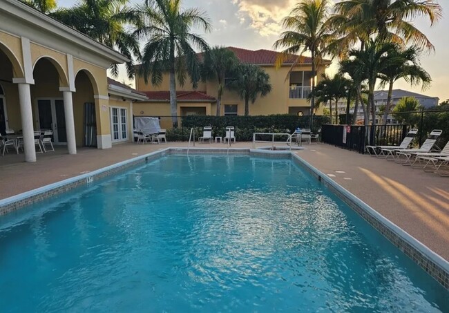 Building Photo - 4109 Bellasol Cir