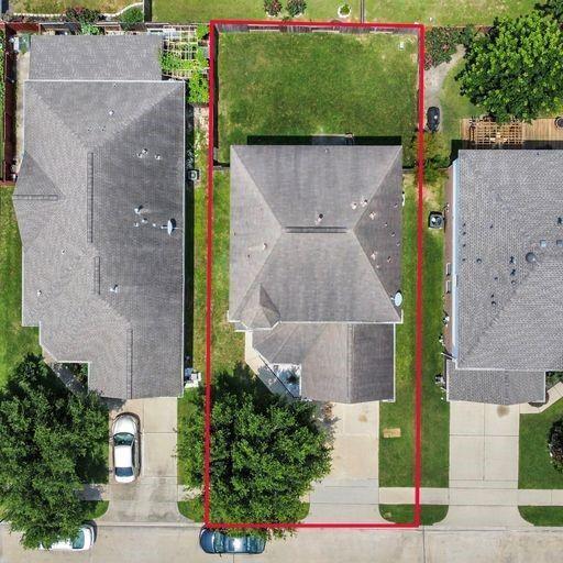 Building Photo - 2723 Oak Ridge Park Dr