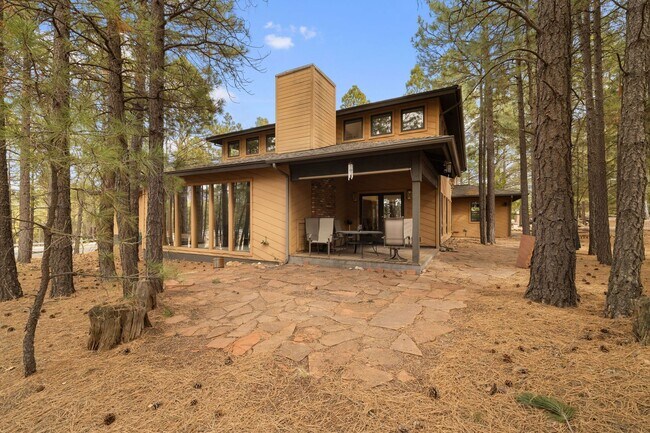 Building Photo - One of the Best Rental Opportunities In All of Flagstaff located in Lakeside Acres