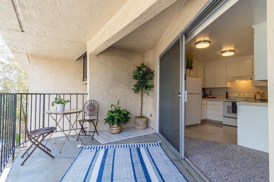 Building Photo - 870 Park Ave