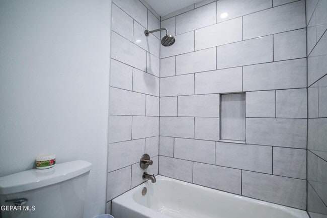 Building Photo - 1709 Pete Brown Pl