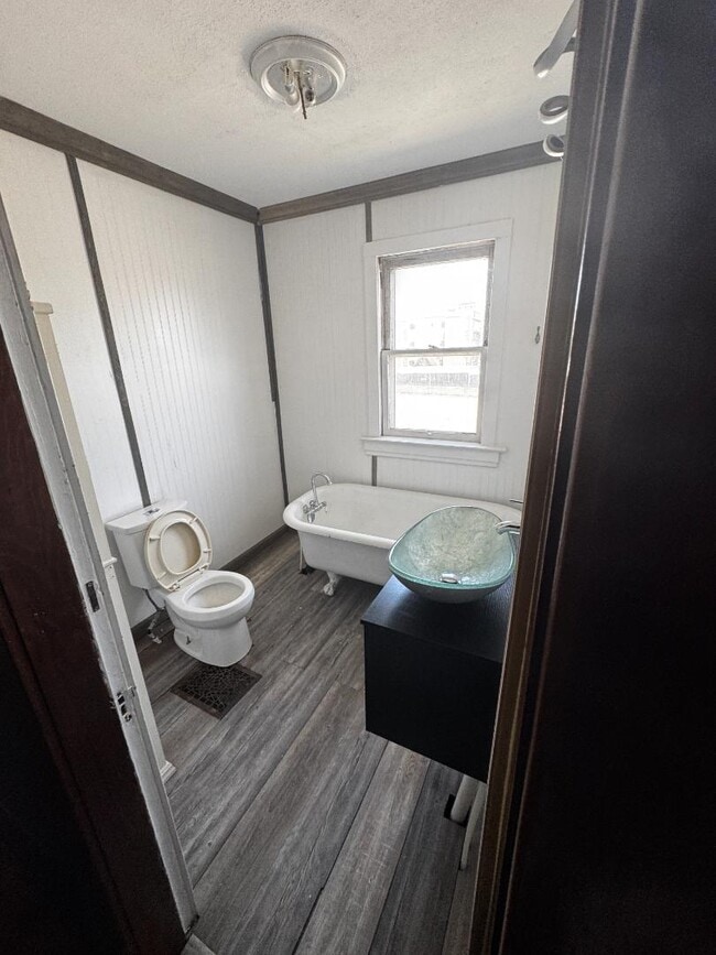 Building Photo - 1267 SW Harrison St