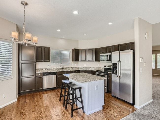 Building Photo - Evolve Real Estate: Meticulous Executive 4 Bedroom Plus Finished Basement Available August 5!