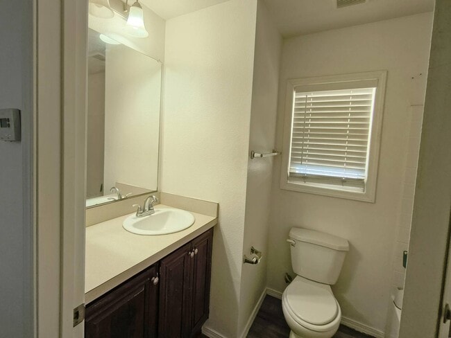 Building Photo - 386 Petrol Rd