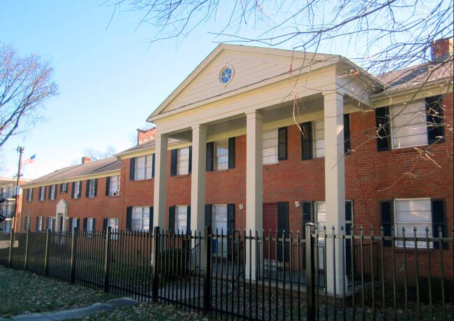 Building Photo - 1137 Whitaker Dr