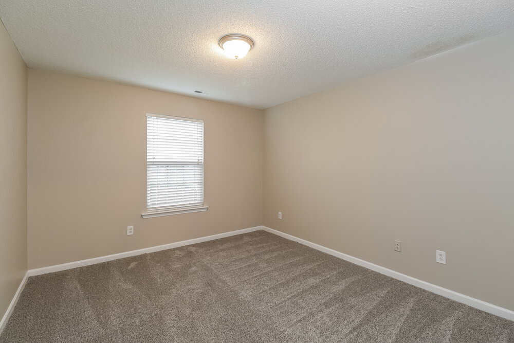 Building Photo - 2111 Hunters Trail Dr