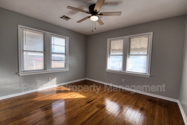 Building Photo - 2469 NW 36th Terrace