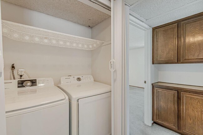 Building Photo - 4619 Black River Ct