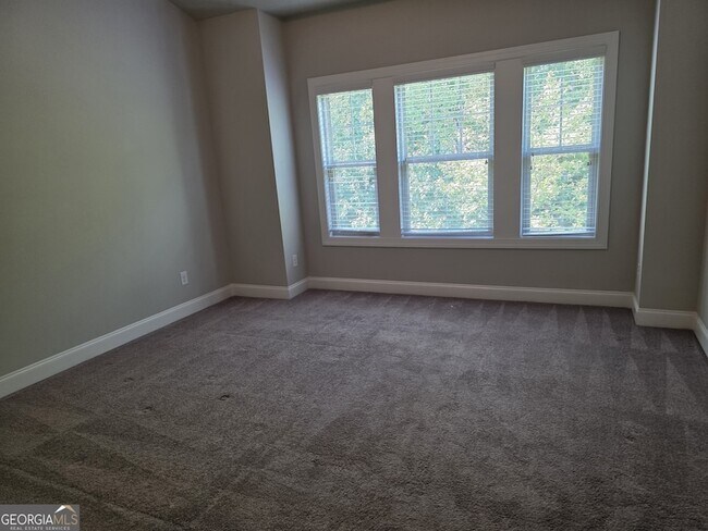 Building Photo - 4158 Butler Dr