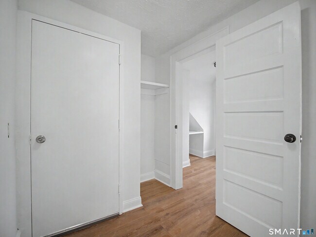 Building Photo - 1872 North Ave