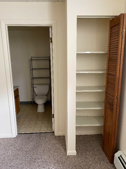 Building Photo - 181 Main St