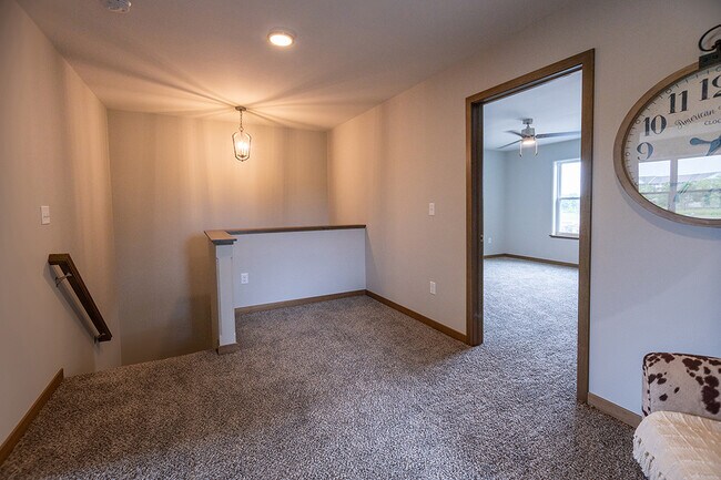 Building Photo - 3402 Green Pastures Ln
