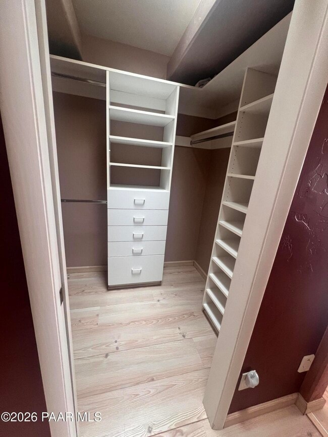 Building Photo - 3160 Rainbow Ridge Dr