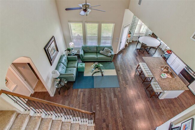 Building Photo - 117 Star Jasmine Cove