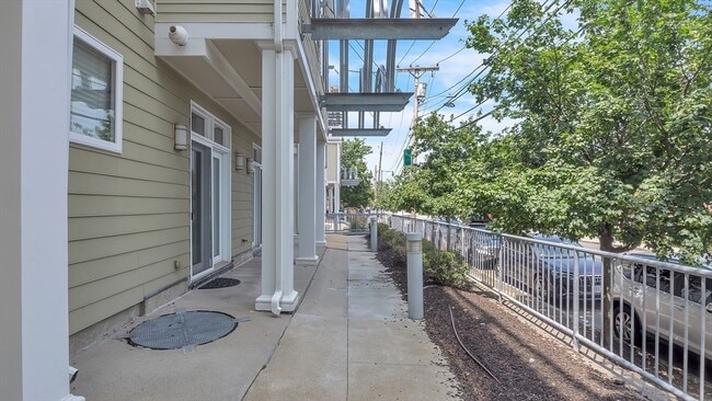 Building Photo - 25 Wheeler St