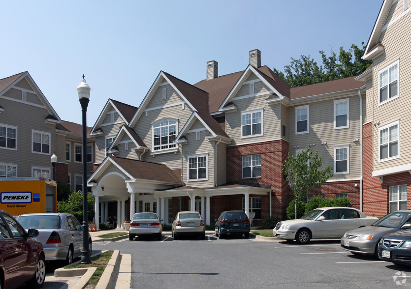 Primary Photo - Willow Manor at Colesville (Seniors 62+)