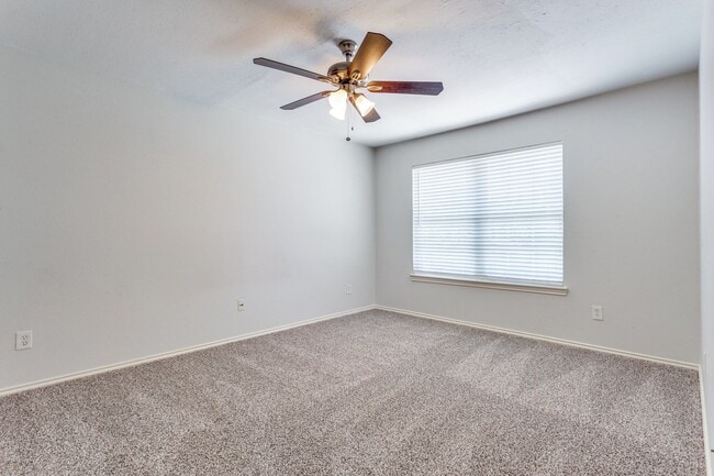 Building Photo - 13314 Goodland Pl