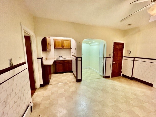 Building Photo - 19 Fleet St