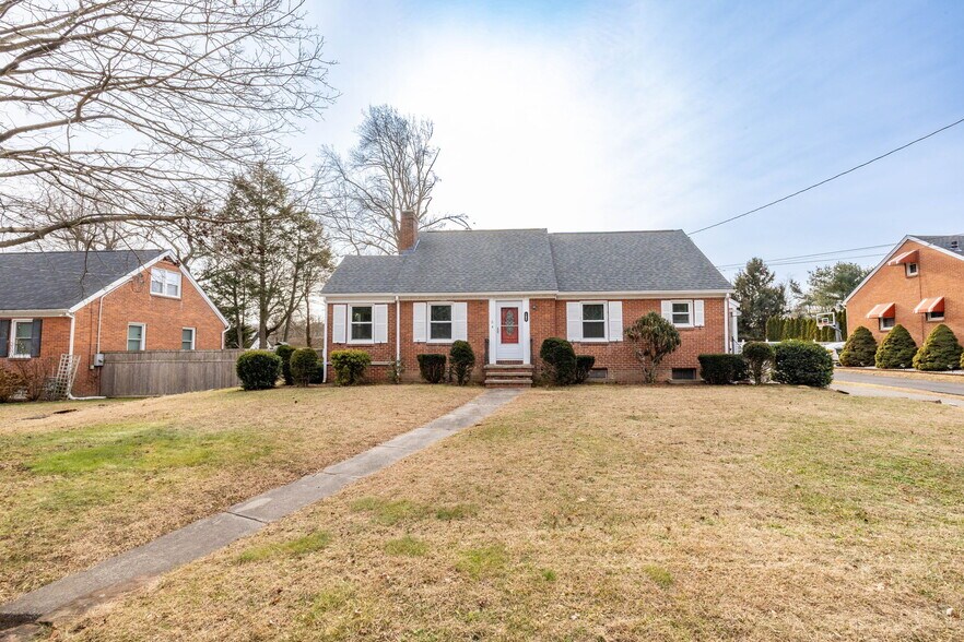 Building Photo - 192 Spring St