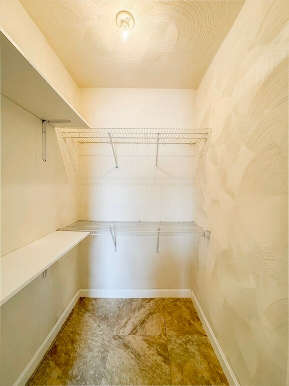 Building Photo - 117 Central St