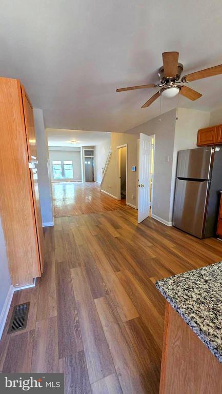 Building Photo - 539 N Luzerne Ave