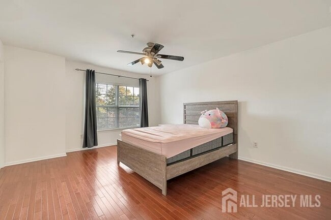 Building Photo - 111 Blossom Cir