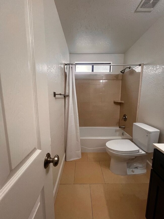 Building Photo - This Is What You’ve Been Searching For. 2 bedroom condo