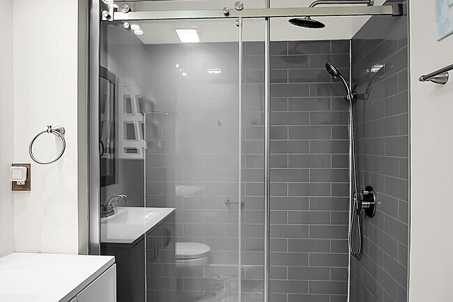 Building Photo - 733 Ralston Ct