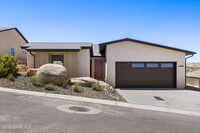 Building Photo - 1338 Rockwood Dr