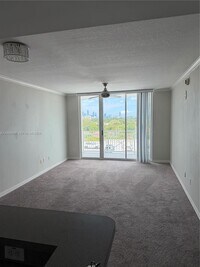 Building Photo - 2665 SW 37th Ave