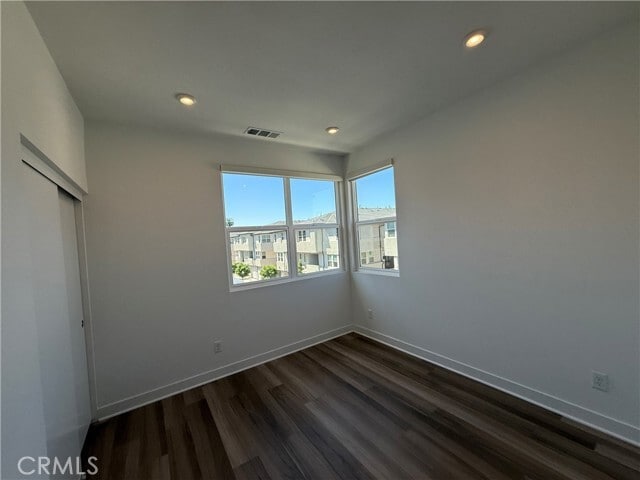 Building Photo - 1522 W Bushell St