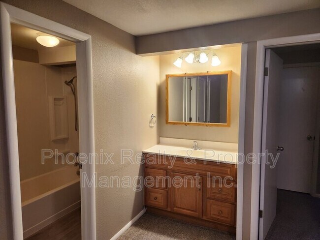 Building Photo - 8986 Carr St