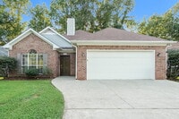 Building Photo - 173 St Charles Dr