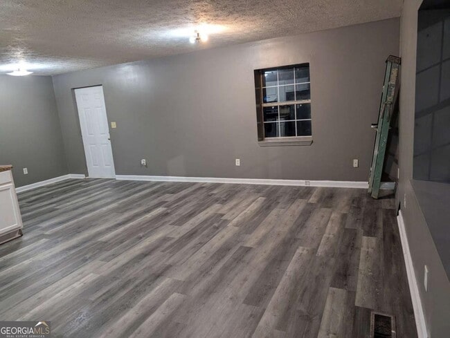 Building Photo - 1769 Teamon Rd