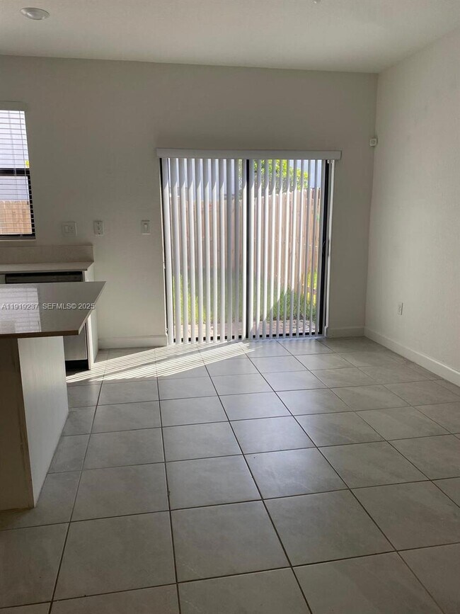 Building Photo - 12914 SW 232nd Ln